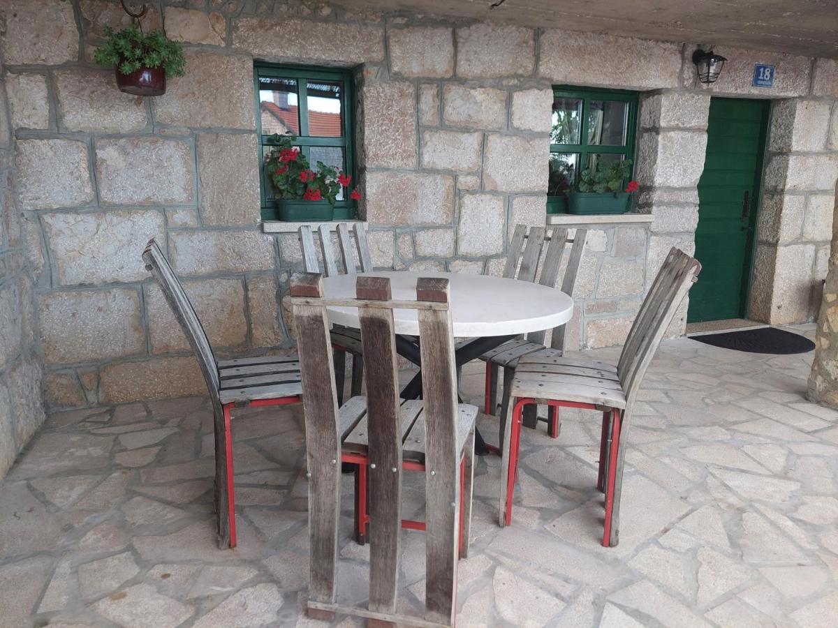Apartman Studio Zdravko Eco Village Imotski Exterior photo